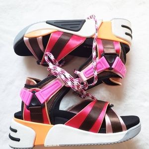 Marc Jacobs runway sandals